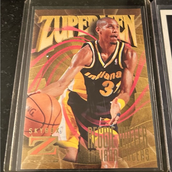 Reggie Miller NBA Basketball Trading Cards (2) - Picture 2 of 5